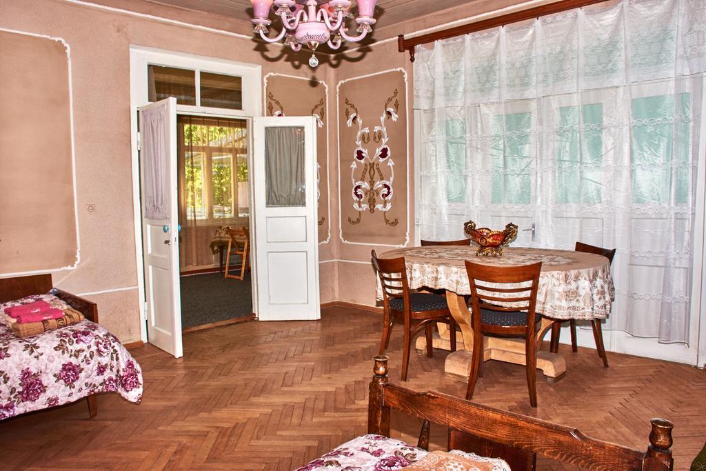 Nukri Guest House Gori Eksteriør bilde